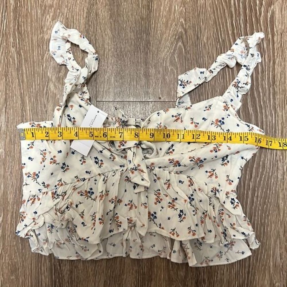 American Eagle Crop Top - Picture 7 of 11